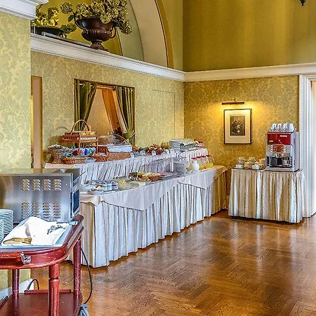 アルベルゴ アッラ ポスタ ホテル 3*