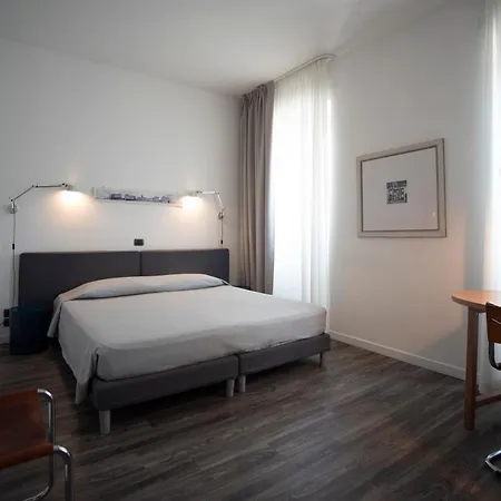 ホテル アルベルゴ アッラ ポスタ トリエステ