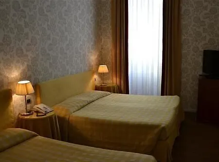 Posta Szálloda Trieszt
